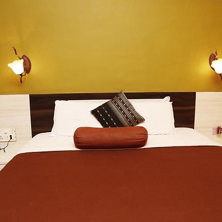 Horseland Hotel & Mountain Spa Matheran Exterior photo